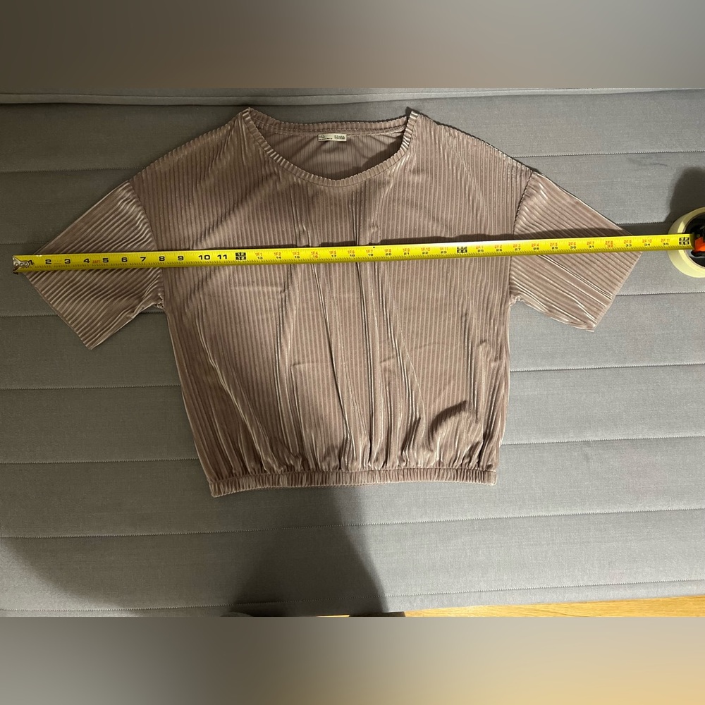 Blush Ribbed Velvet Top - Picture 7 of 8